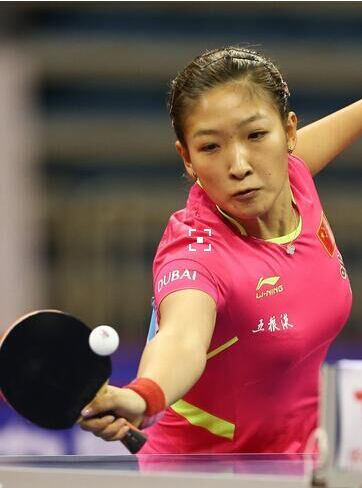2015女子乒乓球世界杯：刘诗雯4-0轻取石川佳纯 夺19连冠